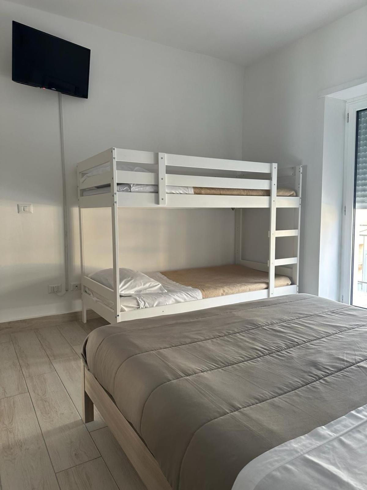 Ferienwohnung Rent House Scauri Minturno Exterior foto